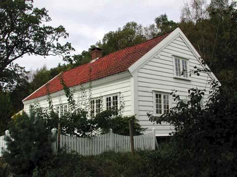 Endringen er klassifisert som endringstype C. 1102-030-084. Dette våningshuset på Eltravåg i Riska har tradisjoner for å være et av Sandnes eldste.