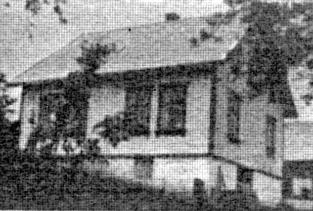 Rundt 1940 ble det flyttet innen eiendommen og eksteriøret ved registreringen i 1980 skrev seg i hovedsak fra da. Huset er nå pusset opp.
