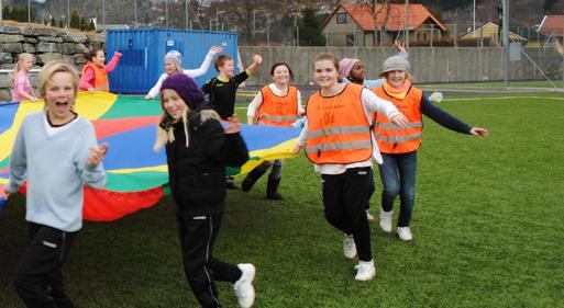 1. Oversikt og synlighet Heng opp synlig periodeplan med oversikt over alle aktiviteter som vil foregå i neste periode. Denne må være lett tilgjengelig i alle klasserom og på skolens hjemmeside.