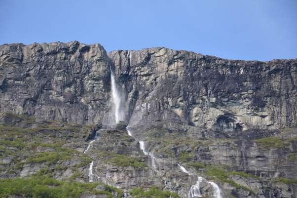 Vinnufossen i Sunndal, verdens sjette høyeste. I vedlegget er listet aktiviteter og prosjekter planlagt og gjennomført i 2015 og planlagte for 2016.