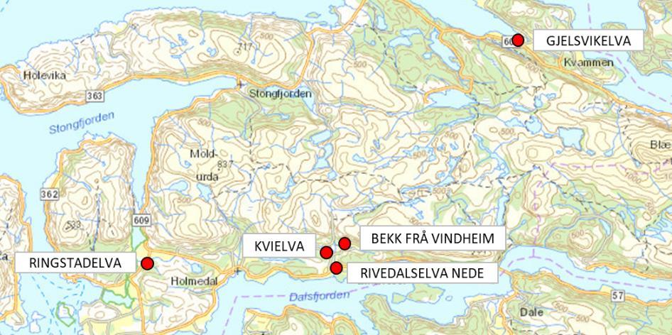 ASKVOLL KOMMUNE Figur 27. Prøvelokalitetane i Askvoll kommune. For eksakt posisjon, sjå koordinatar i tabell 1. GJELSVIKELVA Gjelsvikvassdraget (084.520) renn ut i Førdefjorden i Askvoll kommune.
