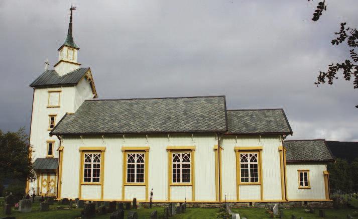 Slik ble Valsøyfjord kirke til Det var både et sterkt indre ønske fra folket i bygda og mange ytre omstendigheter som førte til at Valsøyfjord kirke ble reist i 1863.