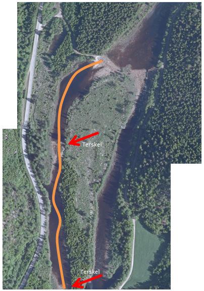 Figur 3. Kartutsnitt som viser eksisterende terskler og et sideløp som antas å kunne benyttes til gyting og oppvekst for ungfisk nedenfor terskel 2. 4.3.4 Biotopjustering på strekning 4 Som nevnt i den generelle delen over kan det fra modellarbeidet i Figur 8 synes som at noe av det realiserte gyteområdet helt øverst på strekning 4 tørrlegges.