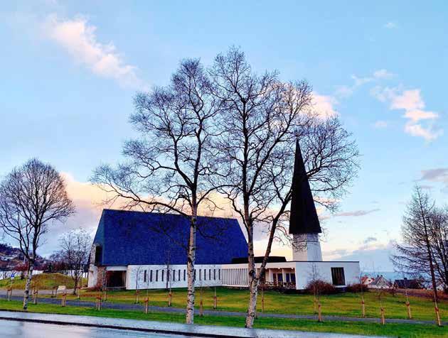 HILSEN FRA SJEF PÅSKEORATORIET HÆREN 25. APRIL foto: Bente Lill Dankertsen Contrasto 2019 åpner med et storslagent korverk.