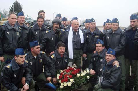 and F-16 during bi-lateral exercises, shoulder to shoulder with French and Italian fellow-pilots.