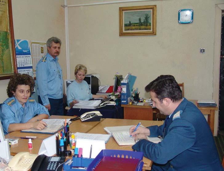 OMUL SFIN}E{TE LOCUL Motivation, career, resources, people A resourceful element linking the staff and its needs, the Personnel Office of the Air Force Staff represents at the same time a starting