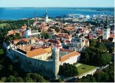 Torsdag 4 juli: Riga til Tallinn (F,L,M) Om formiddagen blir det noen timer fritid for å se seg om på egen hånd.