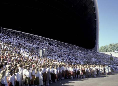 Sangfestivalen i 1989 representerte startskuddet for "Den Syngende Revolusjon" og førte sammen med perestrojka til estisk selvstendighet i 1991.