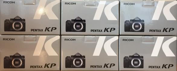 Pentax KP kamerahus sort/sølv: kr. 12.