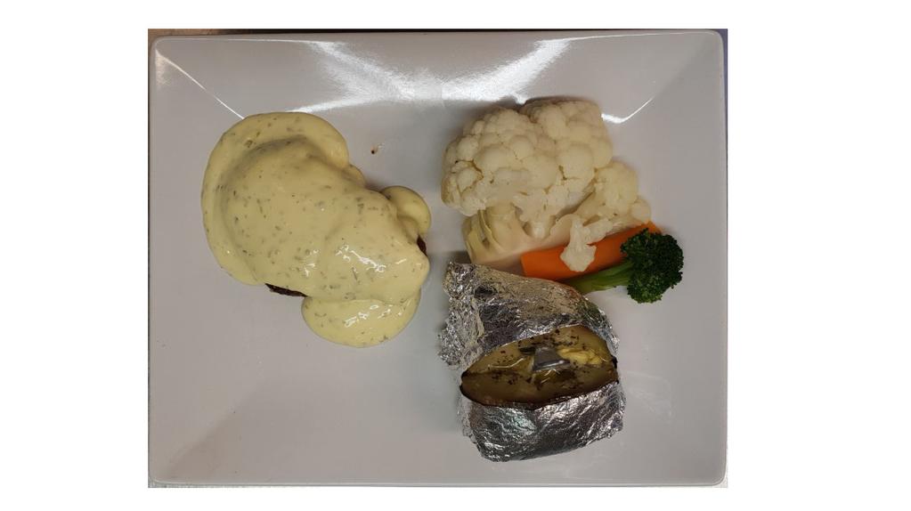 indrefilet med bearnaise saus bakt potet,