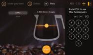 6- Daglig bruk 6.1 Produksjon av kopp med kaffe eller varmt vann Plasser en kopp på dryppbrettet under det midtre uttaket for kaffe (A) eller det venstre uttaket for varmt vann (B).