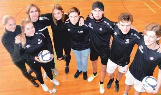 TOPPIDRETT FOTBALL Elever ved Eiker videregående skole kan velge programfaget toppidrett fotball. Tilbudet er i samarbeid med MIF Fotball.