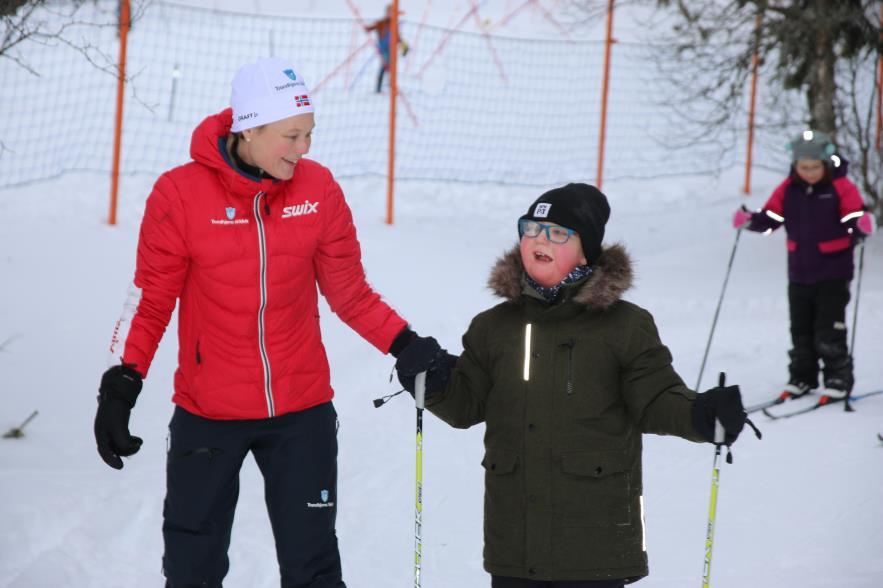 Trondheim Open Inviterte til åpen skidag Trondhjems skiklubb arrangerte nylig en åpen skidag for unge og voksne med en