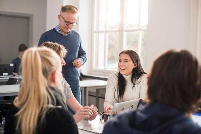 1. Samarbeid skolehjem 2. Nytt studietilbud på Kongshavn vgs 3. Resultater 1. termin 4.