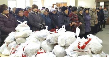 2 Tusenvis av barn fikk sin eneste julegave fra Open Heart denne julen. 11.000 fattige familier fikk matpakker til jul Sjenerøse givere med store hjerter sørget et fantastisk resultat! Over 11.