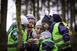 Betydningen av relasjoner Stadig sterkere forskningsfokus på relasjonen mellom barn/elev og barnehage-/lærer Kvaliteten på relasjonen påvirker barns/elevers kognitive og emosjonelle utbytte (Pianta