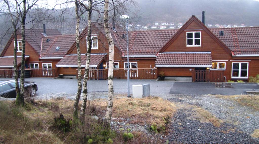 9.5 TRAFIKK- OG PARKERINGSFORHOLD Planforslaget innebærer at sameiet for tilfredsstillende parkeringsforhold og parkeringsplasser etter Bergen kommunes parkeringsnorm.