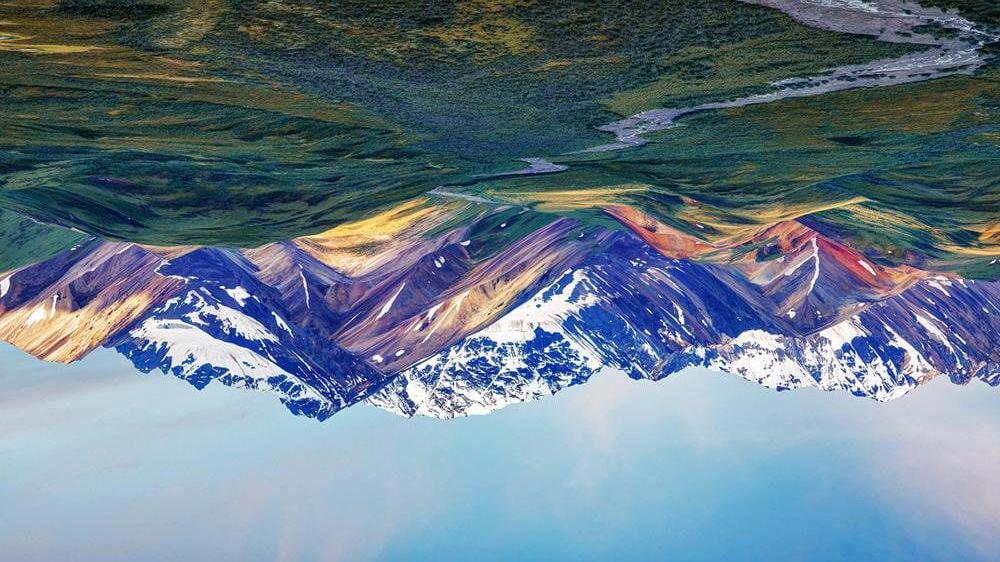Alaska og Yukons høydepunkter På denne 17 dagers lange bilferien i Alaska og Yukon vil dere få oppleve variert dyreliv og naturskjønne omgivelser preget av høye fjell og et