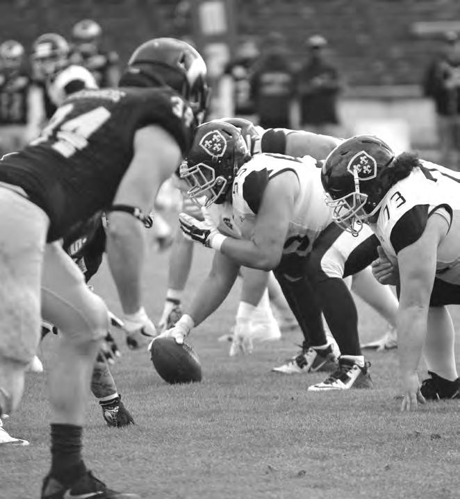 GFL2 Die GFL2, die German Football League 2, ist die zweihöchste deutsche Footballliga und wie die höhere GFL in die Gruppen Nord und Süd aufgeteilt. Wiesbaden spielt in der GFL2 Süd.