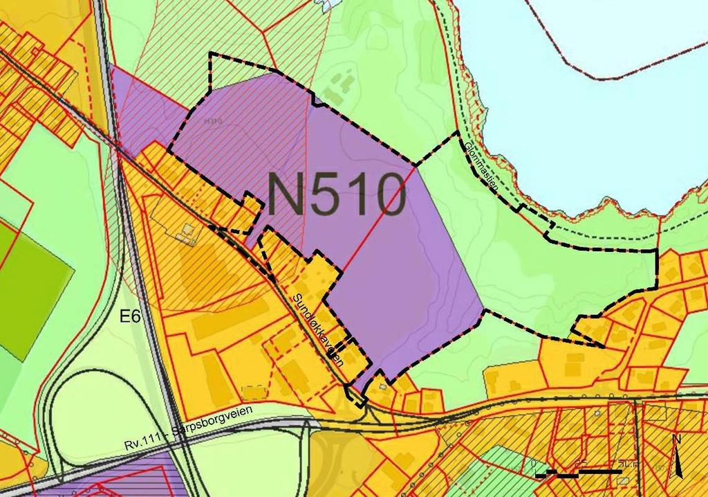 Figur 2: Utsnitt av kommuneplanens arealdel, planområdet er markert med svart omriss.