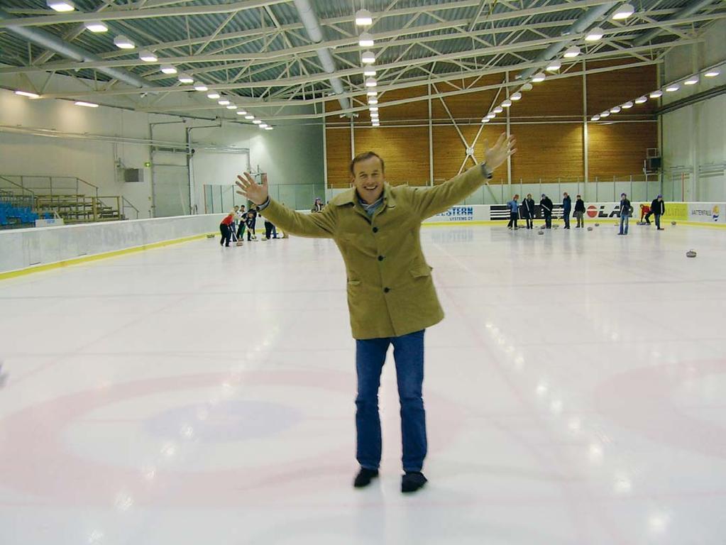 REISEBREV En seierssikker Jon Olav på curlingbanen. som en hovedforeleser innen samme tema den gang.