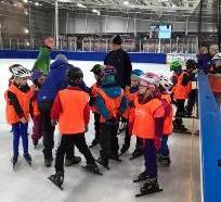 Status fra Klubben God stemning i Sørmarka Arena og godt samarbeid med hallen Skøyteskolen i faste former og opplegg for skoler Flott rekruttgjeng med gode foreldre og frivillige rundt seg Deltagelse