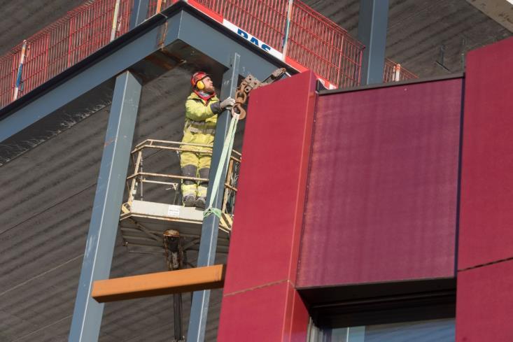 Vil redusere avfallet med 75 % Vil kutte avfallet i byggebransjen med 75 prosent. Byggebransjen står for 30 prosent av alt avfallet Norge produserer.