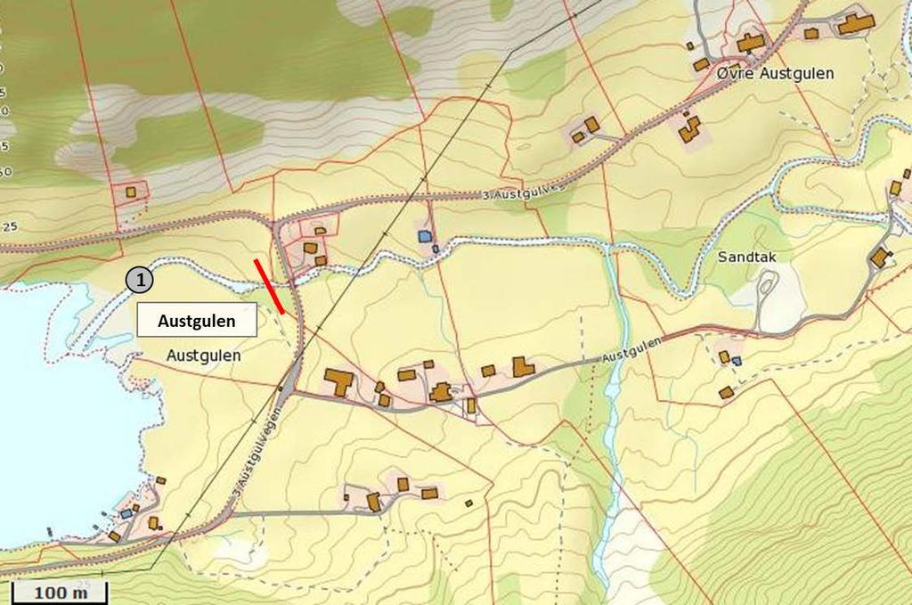 AUSTGULELVA Vassdraget tilhørende elven ved Austgulen (068.62Z) renner ut i Austgulfjorden i Gulen kommune (figur 11). Nedslagsfeltet er 9,2 km 2, og har en gjennomsnittlig vannføring på 1,2 m 3 /s.