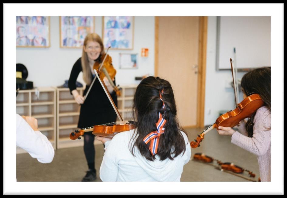 Fiolin med Mari Tilbud for 2. trinn Vi gjentar fiolin-suksessen fra i fjor, og tilbyr elever på 2. trinn fiolinkurs. Her vil elevene synge, danse og spille fiolin og andre instrumenter.