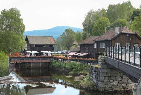 H A U H G F O SS N HAUGFOSSTRÅKKA Koboltgruvene og pukkverkene ble forbundet med selve Blaafarveværket i 1837 da Haugfossen bro, Modums eldste, stod ferdig.