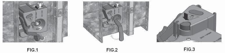 Manuell lukking: Trykk inn den røde knappen som pilen viser. fig.3 Manuell aktivering av elektro holdemagnet Reset: Sett spenning på elektro-magneten.