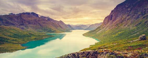 2000-METERE I JOTUNHEIMEN TURKODE: 12332 DATO: 12/7 DAGER: 3 STED: Telt, Glitterheim Bli med til hjertet av Jotunheimen hvor vi prøver oss på 2000-meterstopper med panoramautiskt over Sør-Norge.