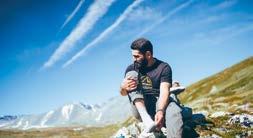 Jotunheimen er det fjellområdet med flest 2000-meters topper i hele Norge, med Galdhøpiggen som den høyeste på 2469 moh.