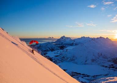 HANG-, PARA- OG SPEEDGLIDER Hanggliding distanse: Olav Opsanger, Jetta luftsportsklubb ble norgesmester i hanggliding distanse åpen klasse som i 2016. Henrik Kindem vant sportsklassen.