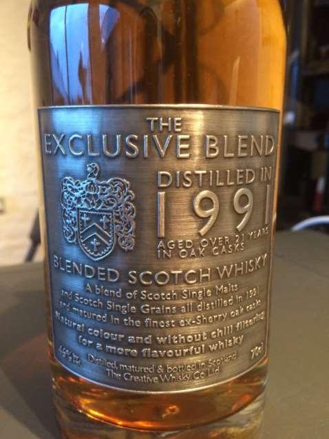 2161601, 70 cl, 46,0 % Creative 1991 Exclusive Blend Aged Over 21 Years Laget av single malt og single grain, alle destillert i 1991. Lagret på ex-sherry eikefat.