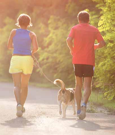 Mosjon Det er holdepunkter for at fysisk aktivitet og trening kan ha en viss effekt på symptomer, forløp og ikke minst livskvalitet ved ulcerøs kolitt. Trening er helt trygt ved ulcerøs kolitt.