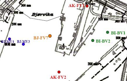 12.06. Den 14.12.06 ble det tatt vannprøver i forbindelse med utlegging i Bispevika og mudring i Bjørvika. Det er tatt ut 24 vannprøver fra til sammen 7 stasjoner, vist i figur 5.