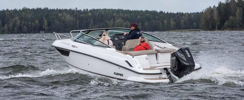 3-4 sengeplasser Bord, sittebrønn Bunnstof El-uttak 12V, 3 stk Fast drivstoff tank 188 L Førersofa Innvendig beslysning Kalesje Lanterner Luftventiler i forkabin Låsbar forkabin Midt- og