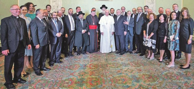 Vorarlberger KirchenBlatt 7. September 2017 Panorama 15 Besuch unter Freunden und Brüdern: Vertreter rabbinischer Organisationen bei Papst Franziskus in Rom.