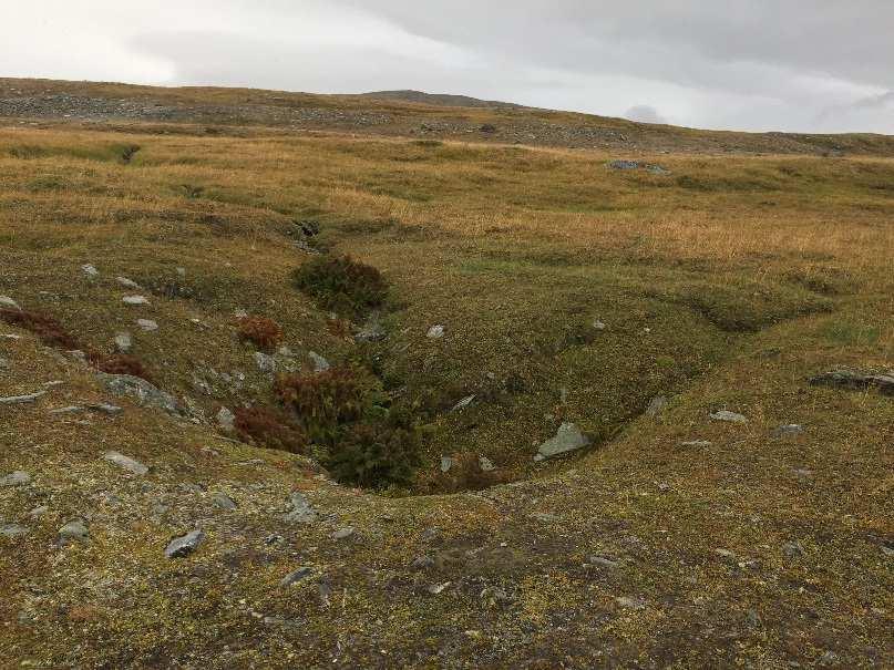 Kilda til Jordbruelva har en stor og imponerende åpning som kommer vertikalt opp fra dypet.