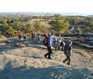 MAI MAI 05 05 Kjerreveier i Vennesla Tur på deler av de første kjerreveier i Vennesla. Åmdalsvegen eller den gamle Jeppestølvegen ble bygd i tiden 1828 til 1836 og var i bruk til rundt 1860.