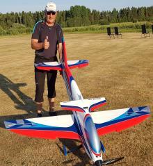 DELTAKERE Navn: Knut Frantzen Klasse: F3A Fly: Super Fantasista CD Klubb: Os Aero Klubb Motor Adverrun XS