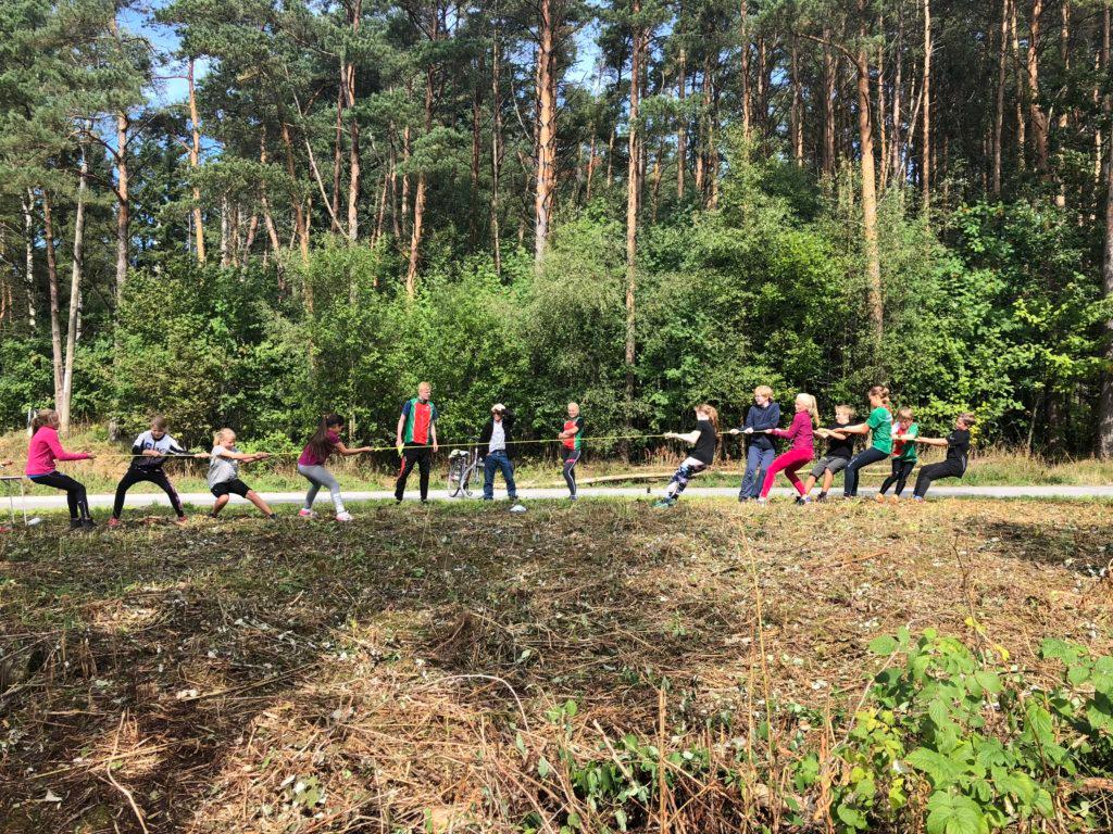 Sommer O-skole 13-15. august arrangerte klubben Sommer O-skole i Sørmarka. Dette var et tilbud i skoleferien for barn mellom 9 og 14 år. Både erfarne og nye løpere deltok, tilsammen 15 stk. Johan C.