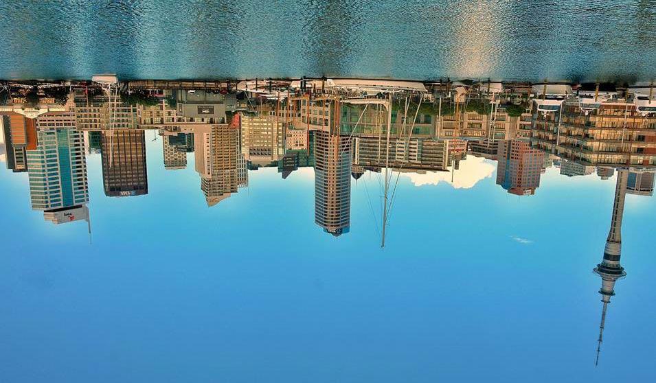 Havnen i Auckland 09.11.19: Tauranga Klokken 08.00 i dag ankommer dere Tauranga, den største byen ved den langstrakte bukta, Bay of Plenty.