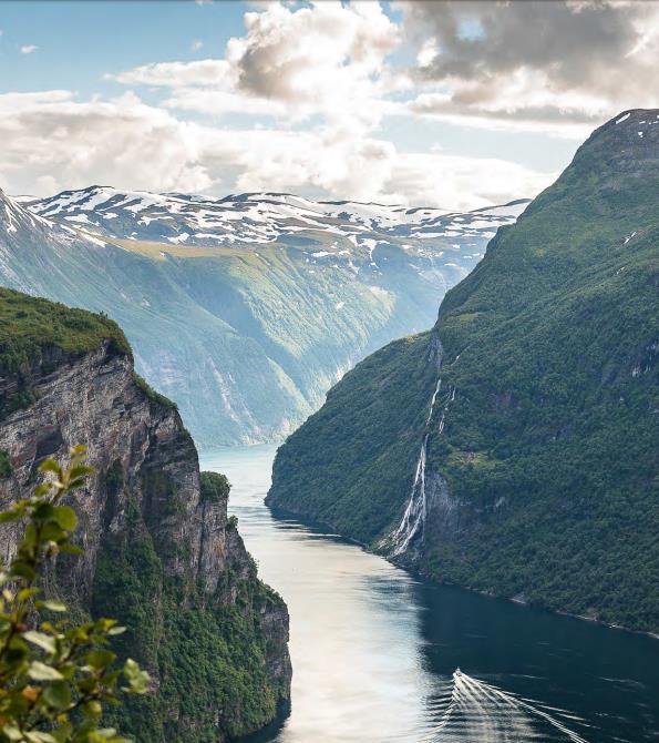 Våre naturgitte fortrinn Norges rikdom er uløselig knyttet til våre naturressurser Hvordan våre naturressurser utvikler seg de neste tiårene, er ikke bare viktig for norsk næringsliv, men også for