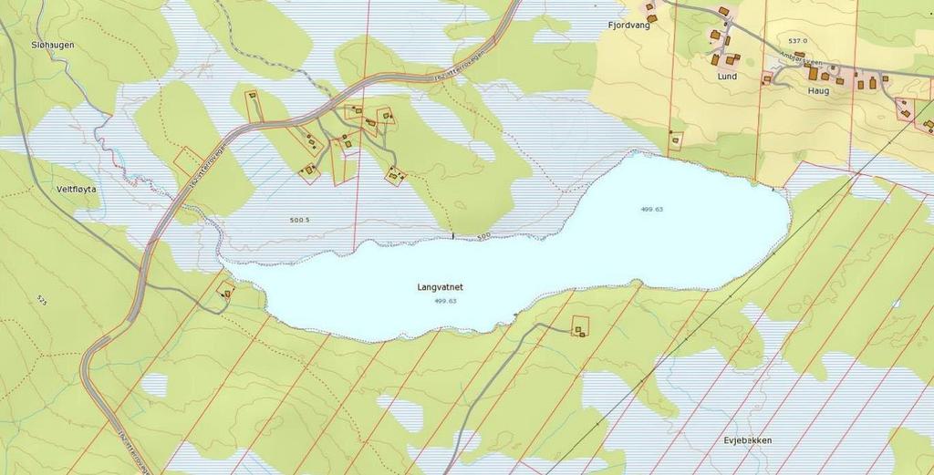 Langvatnet Beliggenhet: Vatnet ligger nord for Tranalia, Ytterroa Snertingdal, Gjøvik kommune. Naturtype: Ligger i myr omgitt av skog og kulturlandskap. 499 moh. Vernestatus: Ingen.