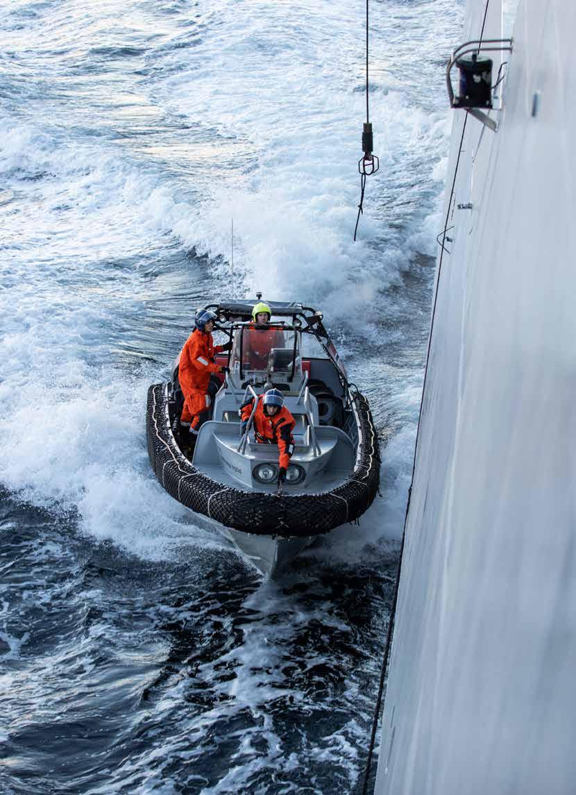 ÅRETS AKTIVITETER OG RESULTATER Sjøforsvaret har opprettholdt antall seilingsdøgn, og Kystvakten har seilt som planlagt i 2018.