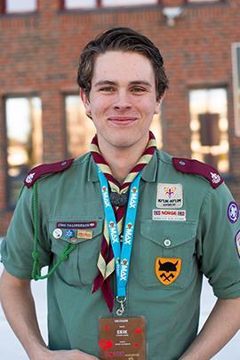 Erik Ettner Sanne (21) Holmen KFUK-KFUM-speidere, Asker og Bærum 1. Jeg ønsker å sitte i Landsstyret fordi jeg er utrolig glad i organisasjonen vår og vil bidra til å påvirke og videreutvikle den.