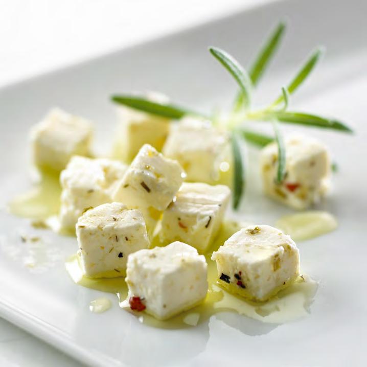 Apetina Cooking Cheese Cubes in Oil Garlic & Herbs, 265 g (150 g ost.) Apetina Cooking Cheese Cubes in Oil Garlic & Herbs er Norges mest populære marinerte ost.
