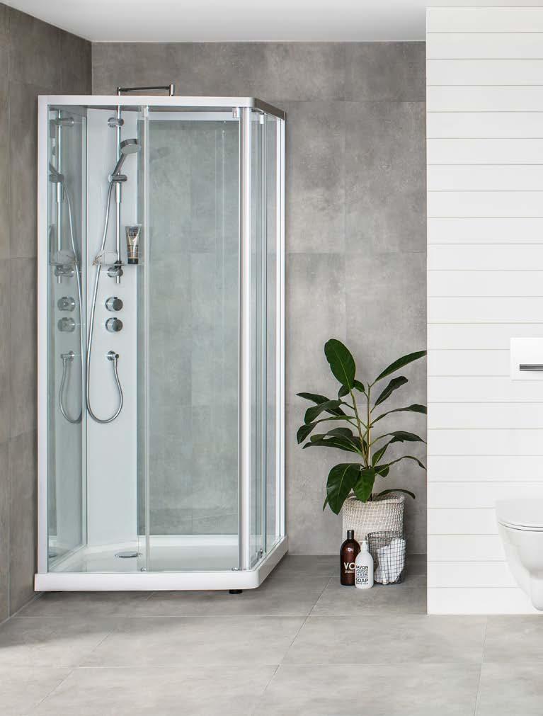 8 PORSGRUND Showerama 10-5 dusjkabinetter DUSJKABINETT: Showerama 10-5 Comfort firkantet, hvite profiler, klart glass VEGGHENGT TOALETT: Porsgrund Glow Rimfree 65